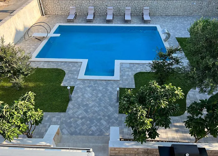 Villa Maci