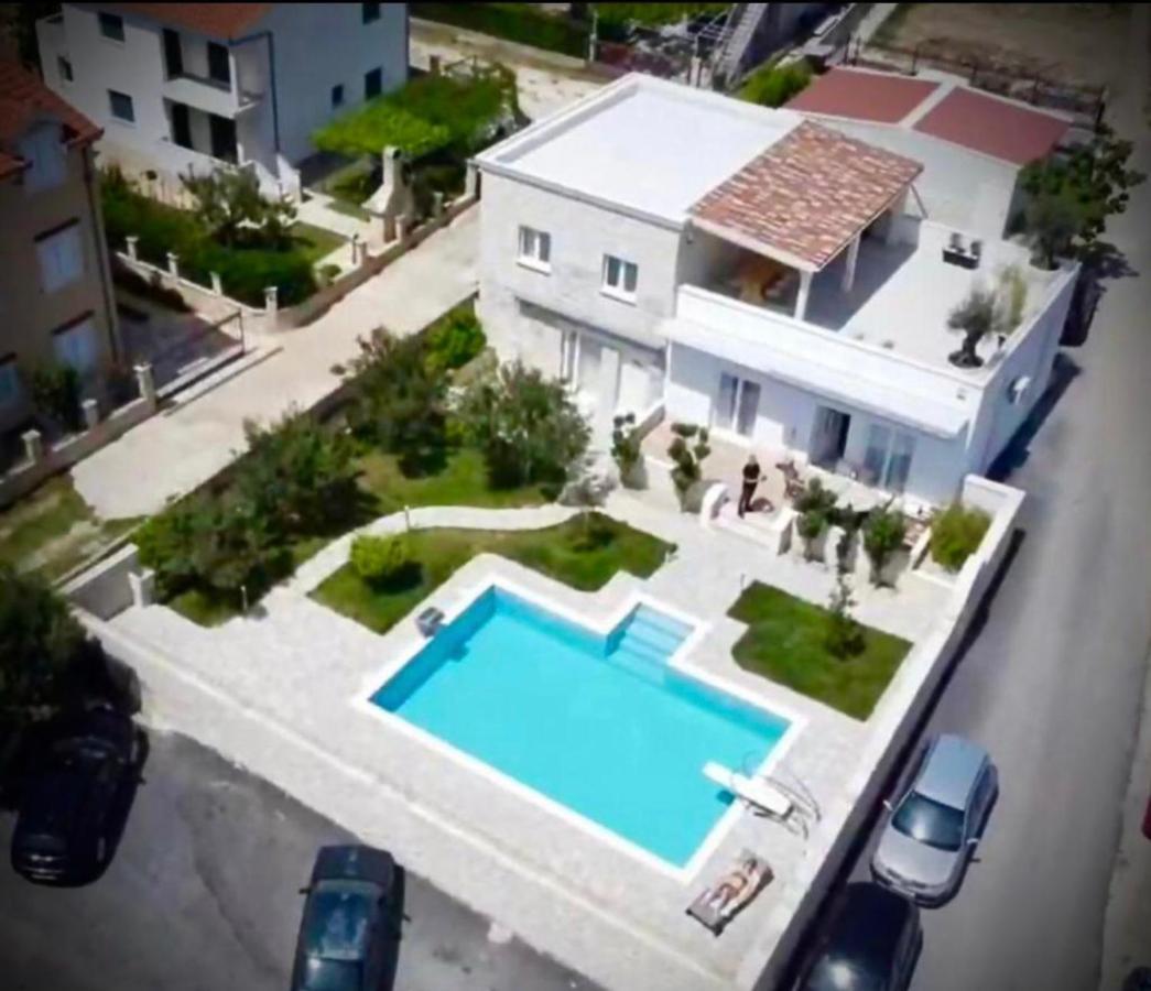 Maci * Kastela